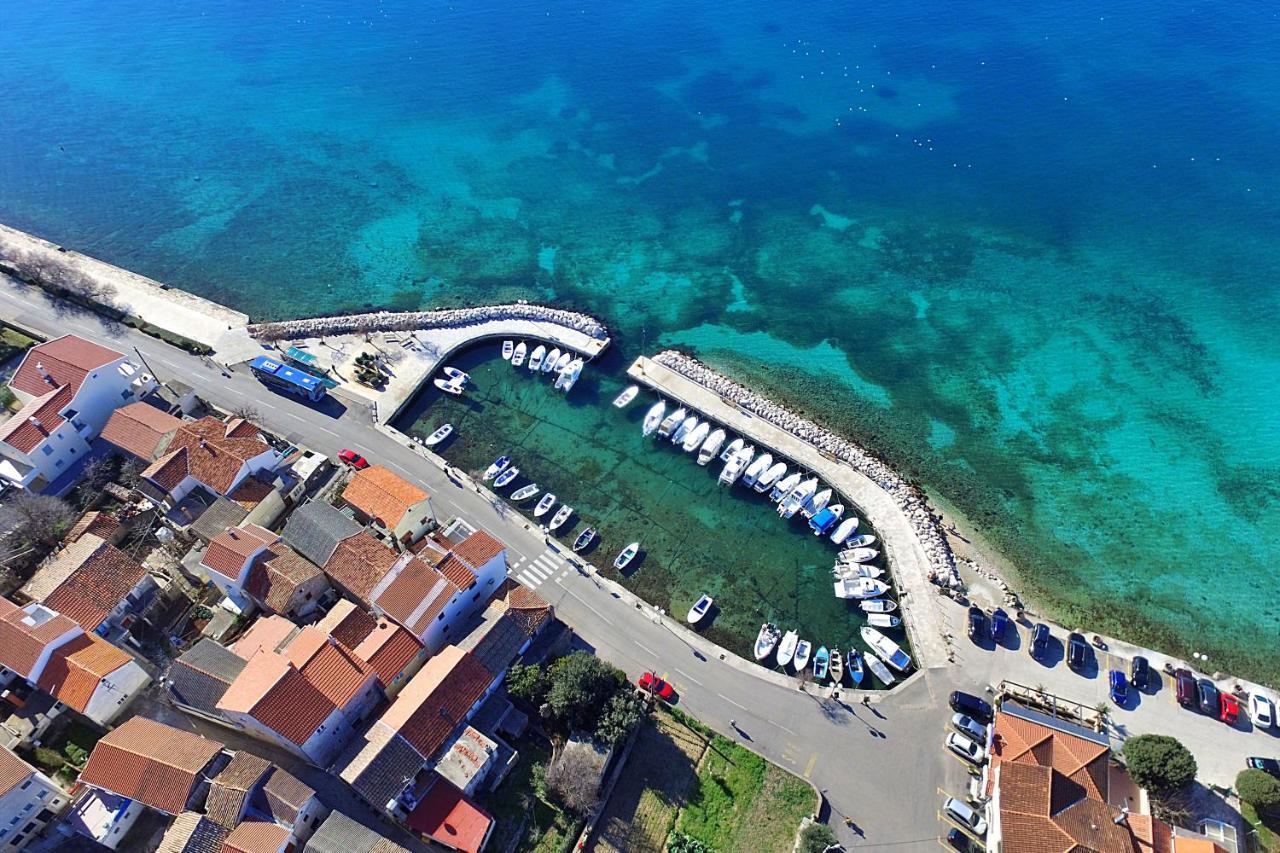 Apartments with a parking space Zadar - Diklo, Zadar - 5880 Bagian luar foto